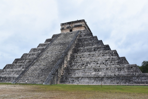 Tourist Attacked After Ascending El Castillo Mayan Temple