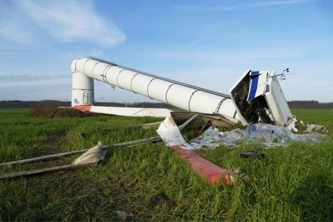 Green Energy Collapsing as Wind Turbines Keep Collapsing Worldwide