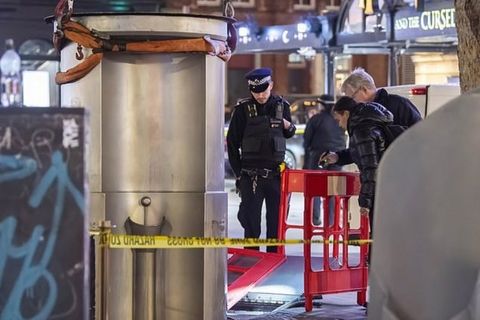 Urinal Kills Man in Mystery Incident in Posh London Quarter